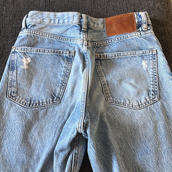 Zara The Pepper Mom Ripped Jeans - Picture 5 of 5